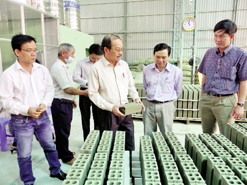 Đẩy mạnh quá trình sử dụng vật liệu không nung trong xây dựng